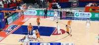 🌟北京在首节三分半内轰出一波17-0以31-11领先上海